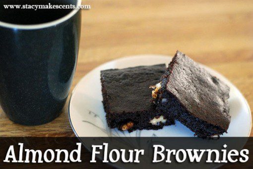 almond-flour-brownies-600x400