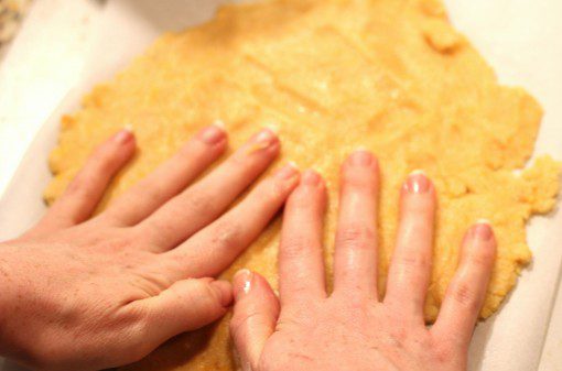 cooking almond flour crackers parchment paper