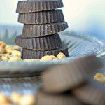 Homemade dark chocolate peanut clusters
